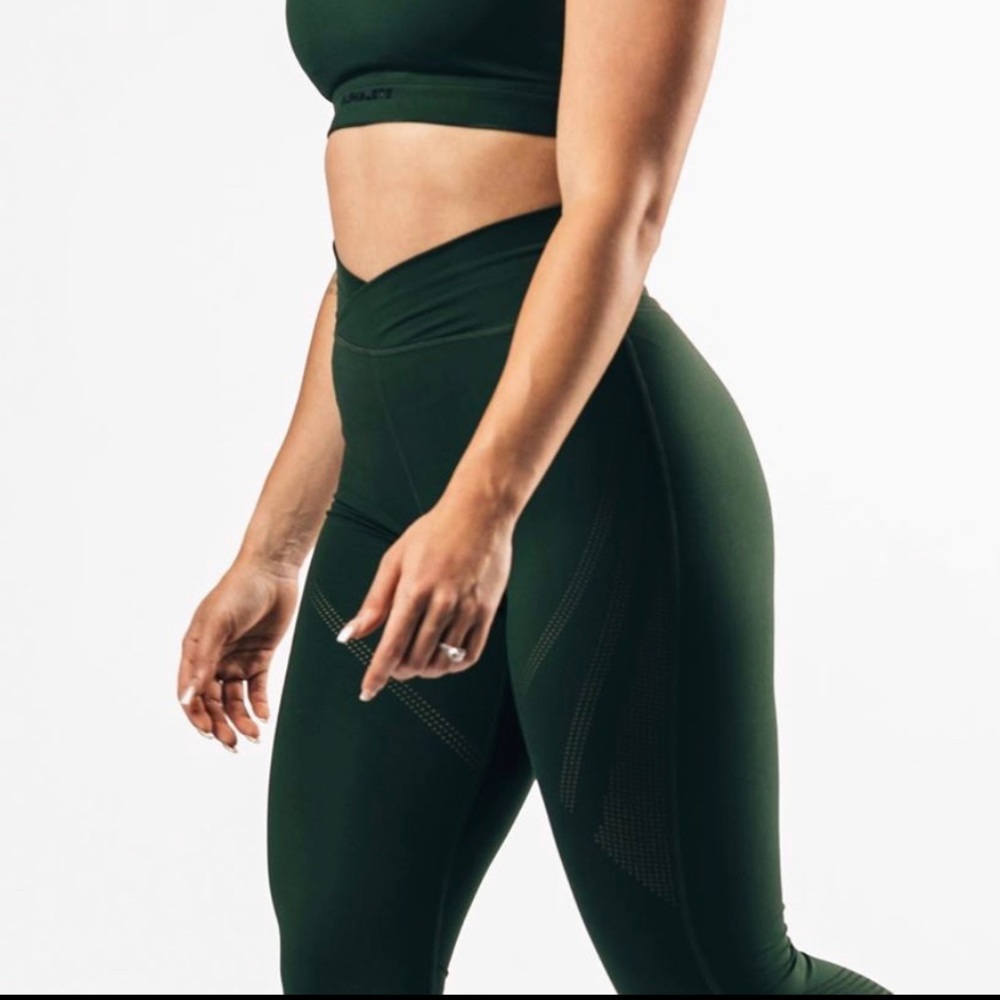 Alphalete Olive Leggings Size M